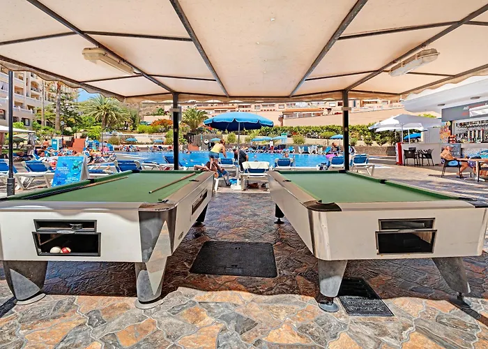 Castle Harbour * Los Cristianos