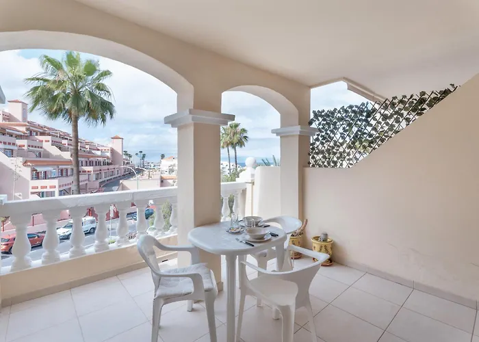 Castle Harbour * Los Cristianos (Tenerife)