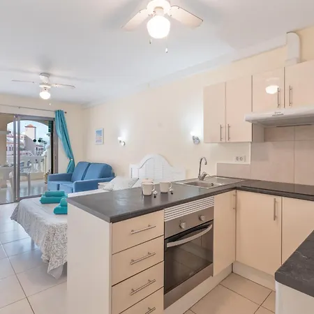 Castle Harbour Apartment Los Cristianos (Tenerife)